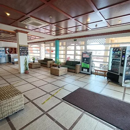Granada Park Apartment